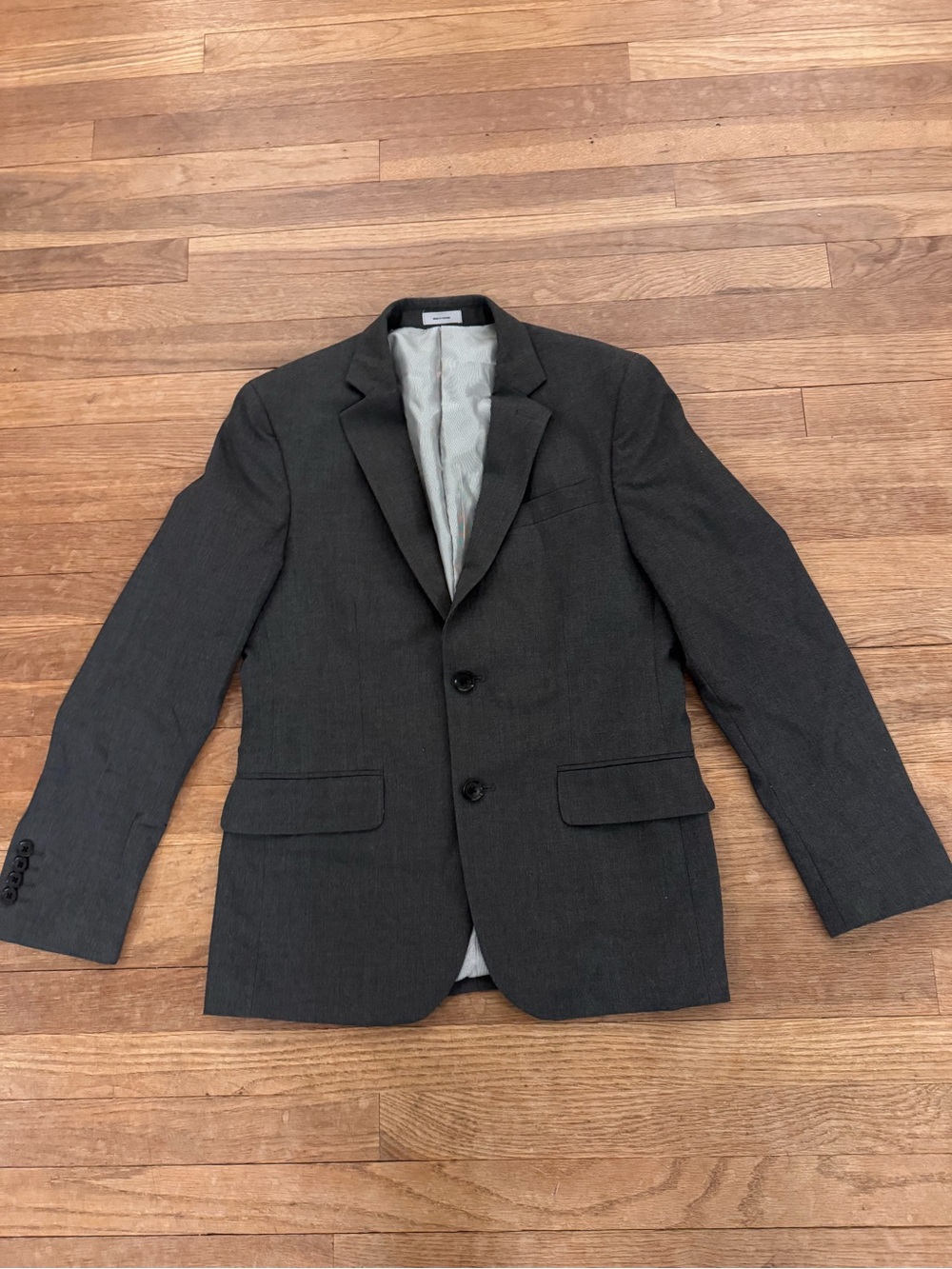 J.Ferrar Men's Gray Super Slim Fit Two-Button Blazer Jacket - Size 38S
 b85
